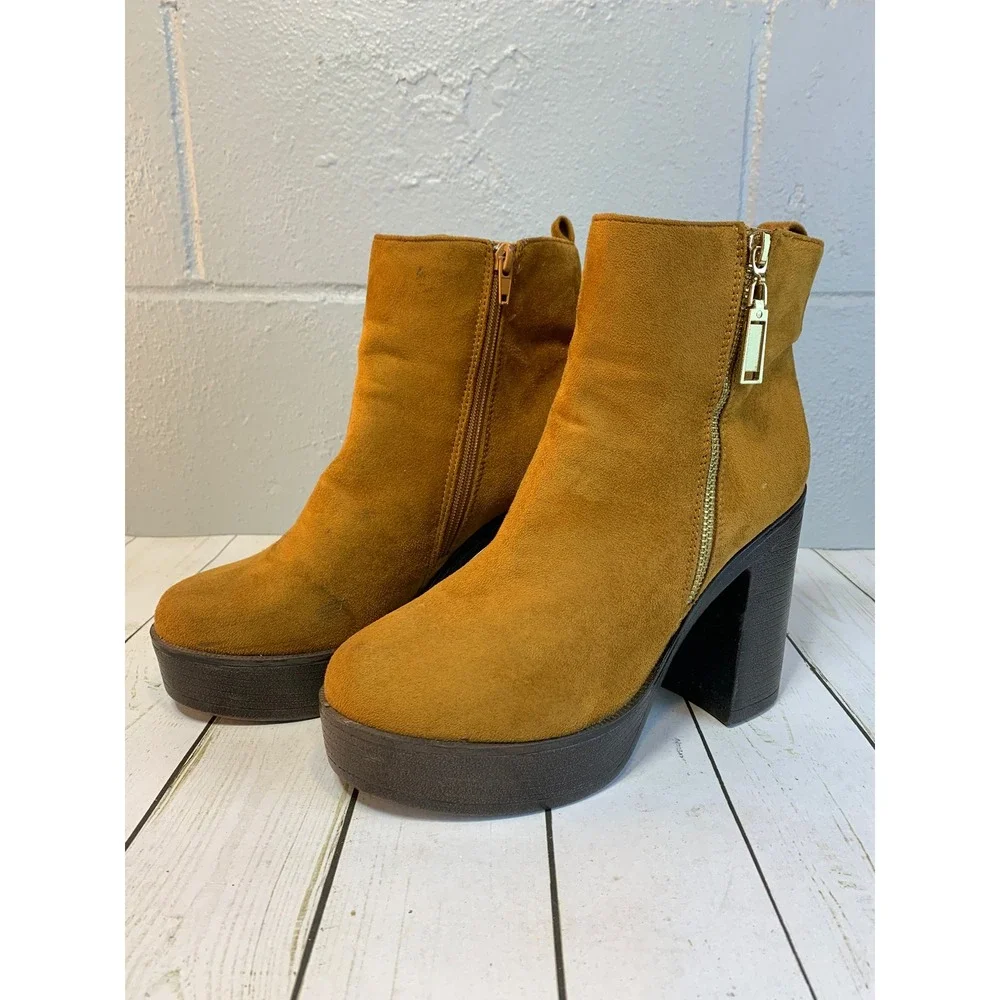 Women's Platform Chunky Heel Chelsea Ankle Boot Side Zip Faux Tan Suede Size 7